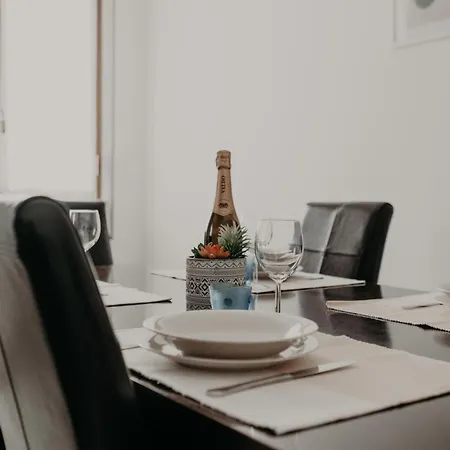 Domus Pompeo Сasa de vacaciones Rávena